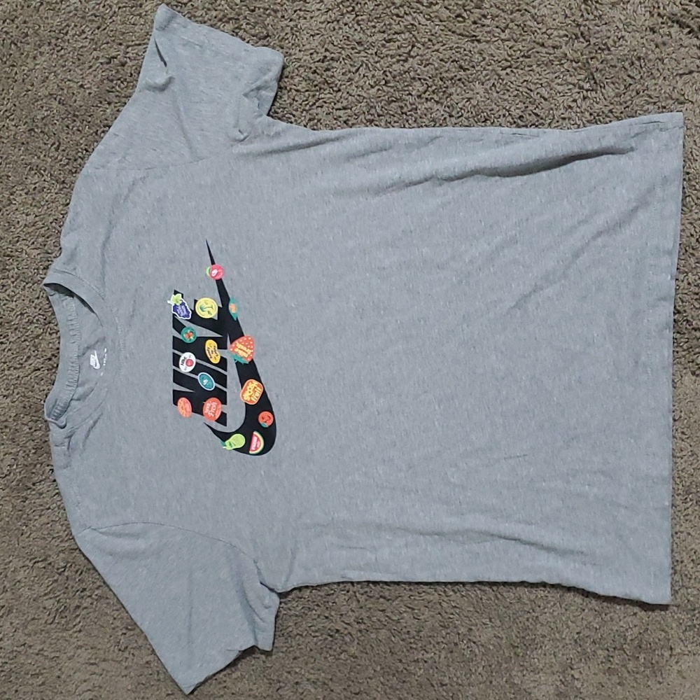 Nike t shirt